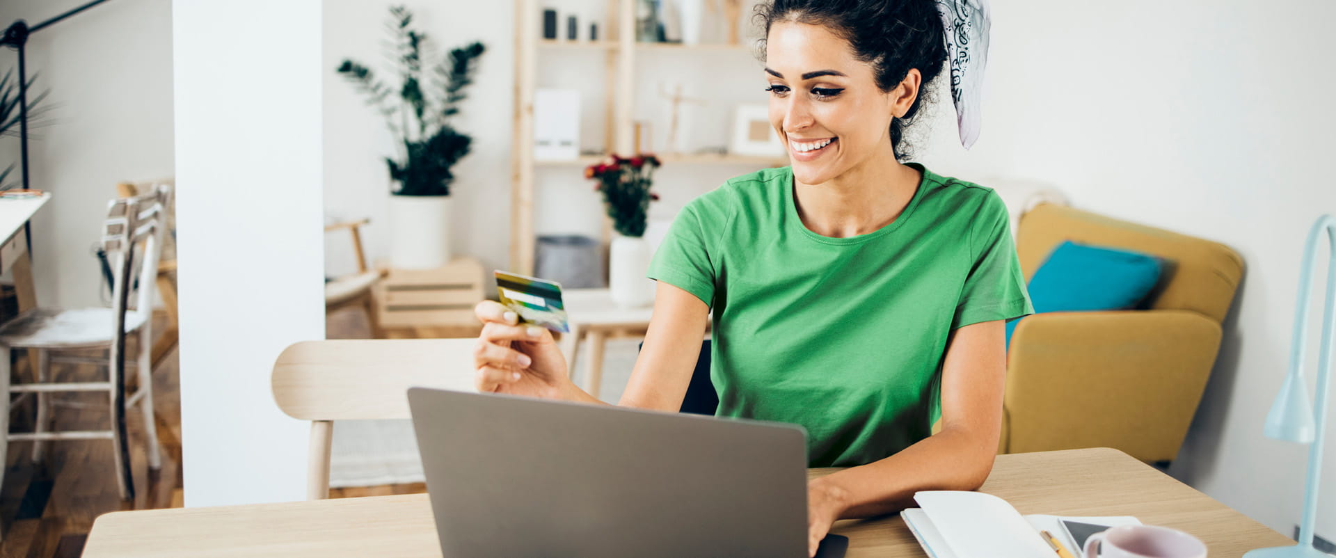 A potential customer is reviewing internet pricing and is amazed at the simplicity.