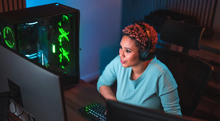 Person with multiple screens 